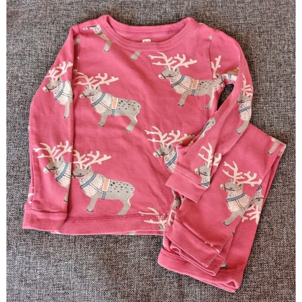 pajama 3T Tea Pink Reindeer Long Sleeve Shirt Pants Set